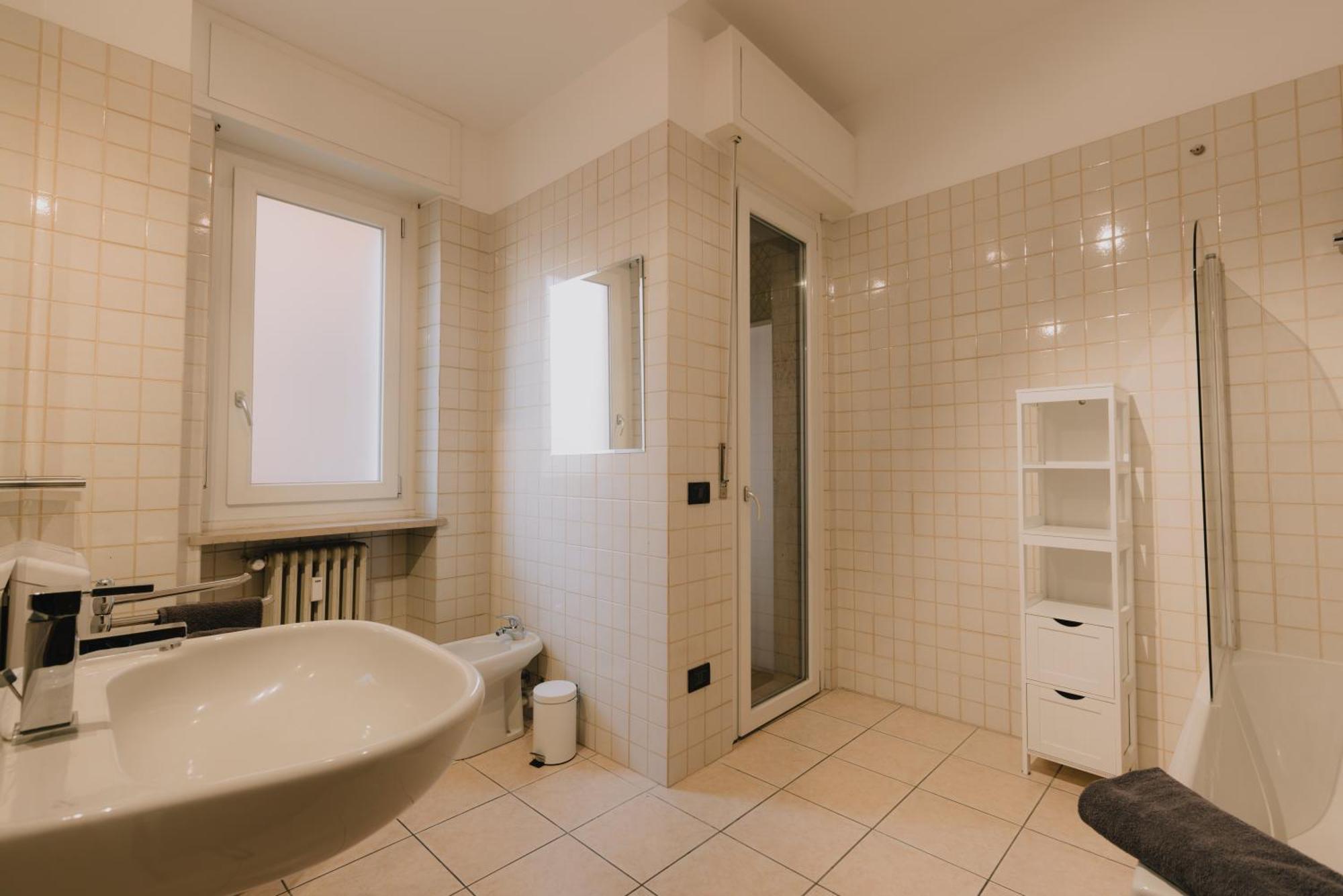 Arena Luxury Apartment Верона Экстерьер фото